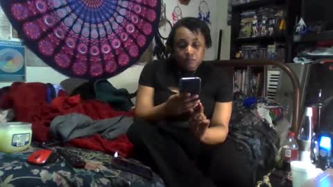 Gardenia online show from 12-19-25, 08:32