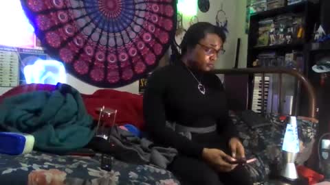 Snapshot of gardeniaspear chatting on 01-16-26, 02:15 Gardenia online show from 01-16-26, 02:15