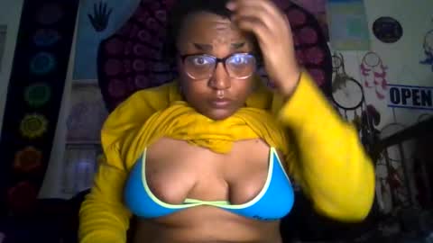 Snapshot of gardeniaspear chatting on 02-07-26, 09:02 Gardenia online show from 02-07-26, 09:02