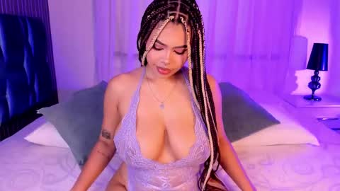 garnet  online show from 09-16-25, 05:52