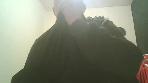 Snapshot of gary1862uk chatting on 12-28-24, 01:59 gary1862uk online show from 12-28-24, 01:59