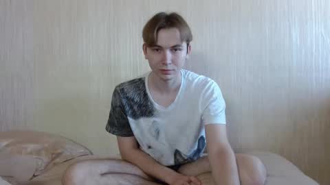 Snapshot of gary_snail33257 chatting on 09-21-25, 12:29 meow online show from 09-21-25, 12:29