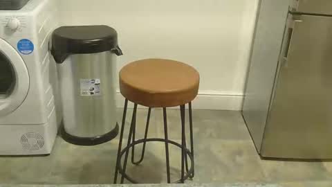 Snapshot of garybaker60 chatting on 11-24-25, 07:13 Gaz online show from 11-24-25, 07:13