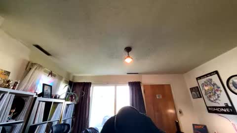 marvin pumpt online show from 12-20-25, 07:21