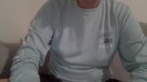 Snapshot of gatechfan2006 chatting on 10-23-25, 03:17 gatechfan2006 online show from 10-23-25, 03:17