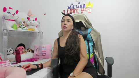 Snapshot of gatitasexy_hot_wet4u chatting on 12-10-24, 12:06 Mfe online show from 12-10-24, 12:06