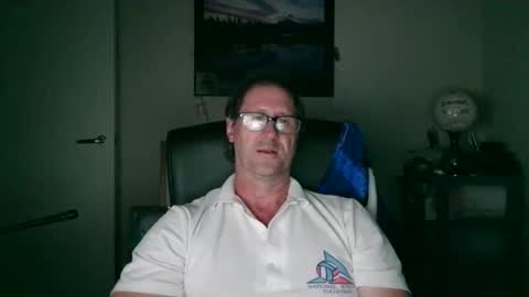 Snapshot of gatsby2025 chatting on 11-15-25, 02:24 gatsby2025 online show from 11-15-25, 02:24