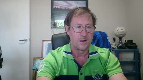 Snapshot of gatsby2025 chatting on 11-25-25, 07:36 gatsby2025 online show from 11-25-25, 07:36