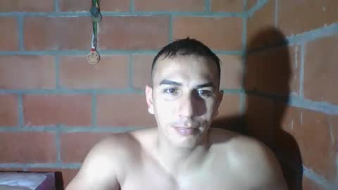 gattitosexy_95 online show from 12-17-25, 06:36