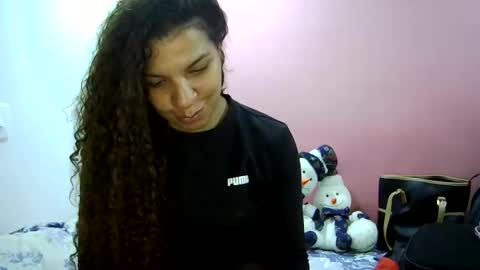 gatubelahotxxx online show from 12-23-25, 04:43