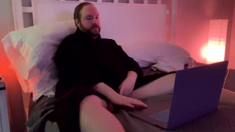 gaybearcub69 online show from 03-10-25, 05:43