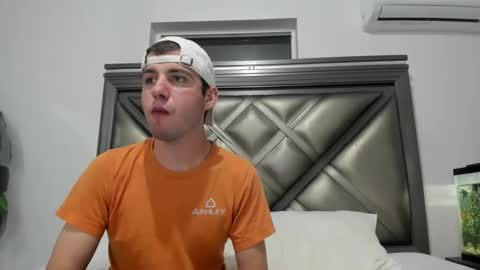 Snapshot of gayndepressed chatting on 11-24-25, 11:48 Trace online show from 11-24-25, 11:48