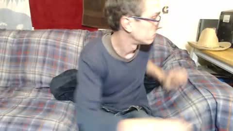 Snapshot of gdanch chatting on 01-13-25, 11:17 G online show from 01-13-25, 11:17