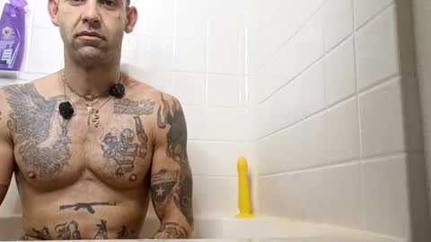 Snapshot of geekedoutlabs chatting on 10-28-25, 06:32 Zanecubano online show from 10-28-25, 06:32