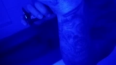 Snapshot of geekedoutlabs chatting on 11-18-25, 01:11 Zanecubano online show from 11-18-25, 01:11