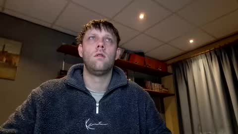 Snapshot of geile_brabander93 chatting on 12-30-24, 12:00 geile_brabander93 online show from 12-30-24, 12:00