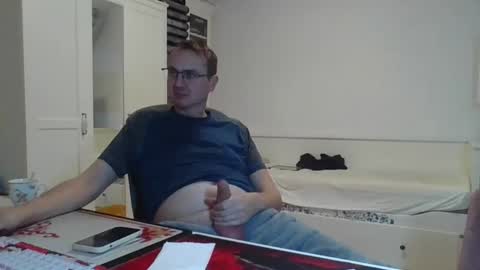 Snapshot of geilepik1976 chatting on 12-17-25, 08:26 jasper online show from 12-17-25, 08:26