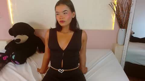 Snapshot of gemarush chatting on 01-03-25, 03:22 Gema Rush online show from 01-03-25, 03:22