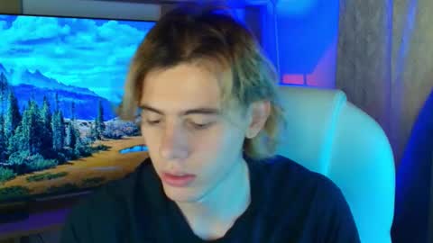 Snapshot of gemdominus chatting on 11-09-25, 06:50 Gem Dominus online show from 11-09-25, 06:50