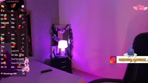 Snapshot of gemenis_dy_ chatting on 11-19-25, 03:01 Geminis online show from 11-19-25, 03:01