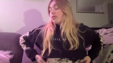 gemmyrosee online show from 01-25-25, 10:29