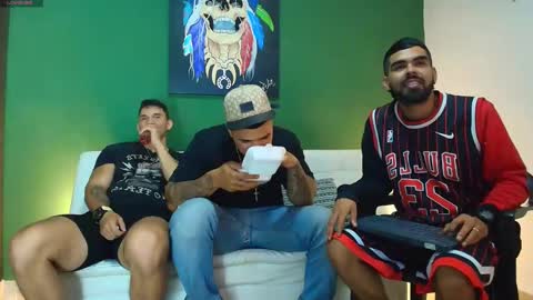 Snapshot of gendersonfit chatting on 10-11-25, 01:38 gendersonfit online show from 10-11-25, 01:38