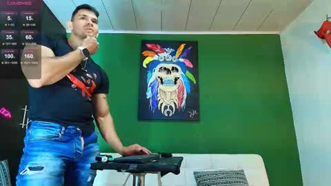 Snapshot of gendersonfit chatting on 10-24-25, 09:55 gendersonfit online show from 10-24-25, 09:55