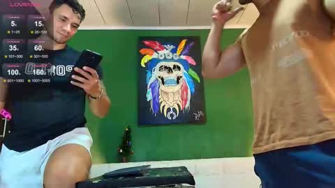 Snapshot of gendersonfit chatting on 11-17-25, 10:15 gendersonfit online show from 11-17-25, 10:15