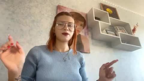 Mila online show from 09-26-25, 06:17