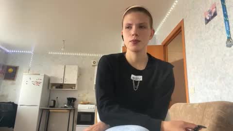 Mila online show from 10-05-25, 09:18