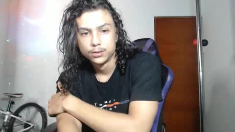 genexis_mortigo03 online show from 12-18-25, 11:33