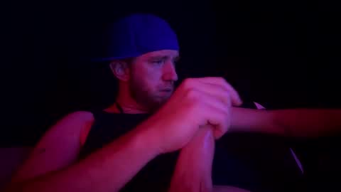 Snapshot of genitalwars chatting on 11-29-25, 08:39 genitalwars online show from 11-29-25, 08:39