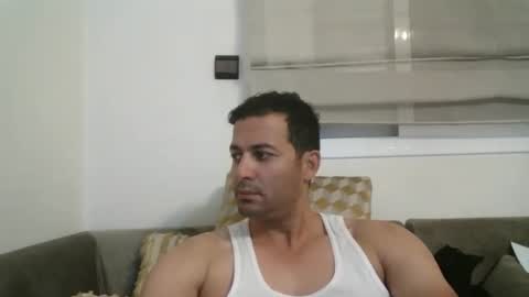 Snapshot of genteldevil chatting on 12-18-24, 10:24 genteldevil online show from 12-18-24, 10:24