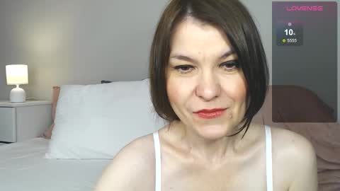 Elena online show from 10-04-25, 08:01