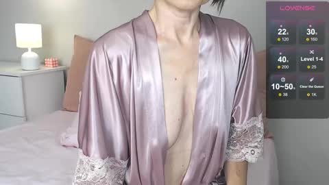 Elena online show from 11-16-25, 12:33