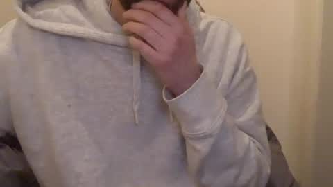 Snapshot of geon2xx chatting on 12-28-24, 04:09 Geon online show from 12-28-24, 04:09