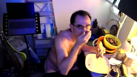 Snapshot of georgempt chatting on 01-12-25, 01:27 georgempt online show from 01-12-25, 01:27