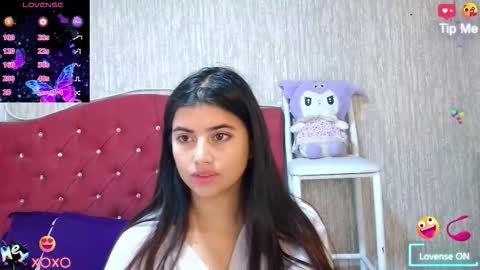 Snapshot of georgia_oli chatting on 09-17-25, 02:13 georgia_oli online show from 09-17-25, 02:13