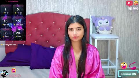 Snapshot of georgia_oli chatting on 11-14-25, 04:00 georgia_oli online show from 11-14-25, 04:00