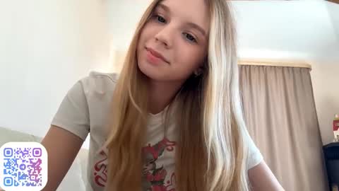 Chloe online show from 09-13-25, 10:59