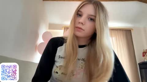 Chloe online show from 09-21-25, 10:17