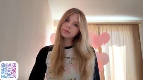 Chloe online show from 09-22-25, 08:38