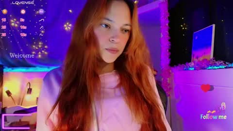 Snapshot of georgina_moschino chatting on 09-29-25, 11:31 georgina_moschino online show from 09-29-25, 11:31