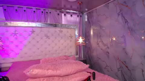 Georgina online show from 02-14-26, 01:41