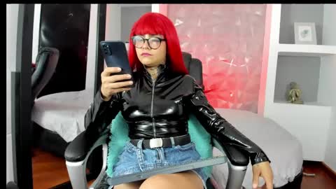 Snapshot of georgina_vega chatting on 03-11-25, 10:53 Georgina online show from 03-11-25, 10:53
