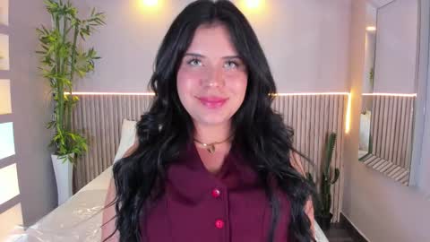 GeorginaReyes  online show from 12-20-25, 10:39