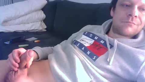 German33FFM1 online show from 02-02-25, 02:17