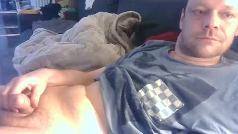 German33FFM1 online show from 03-12-25, 07:13