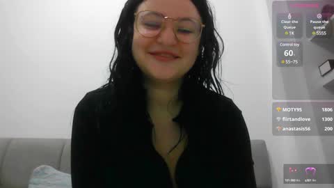 Eva online show from 01-22-25, 05:59