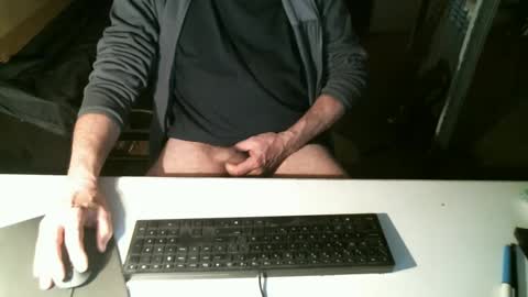 Snapshot of getz62 chatting on 01-28-25, 10:56 getz62 online show from 01-28-25, 10:56